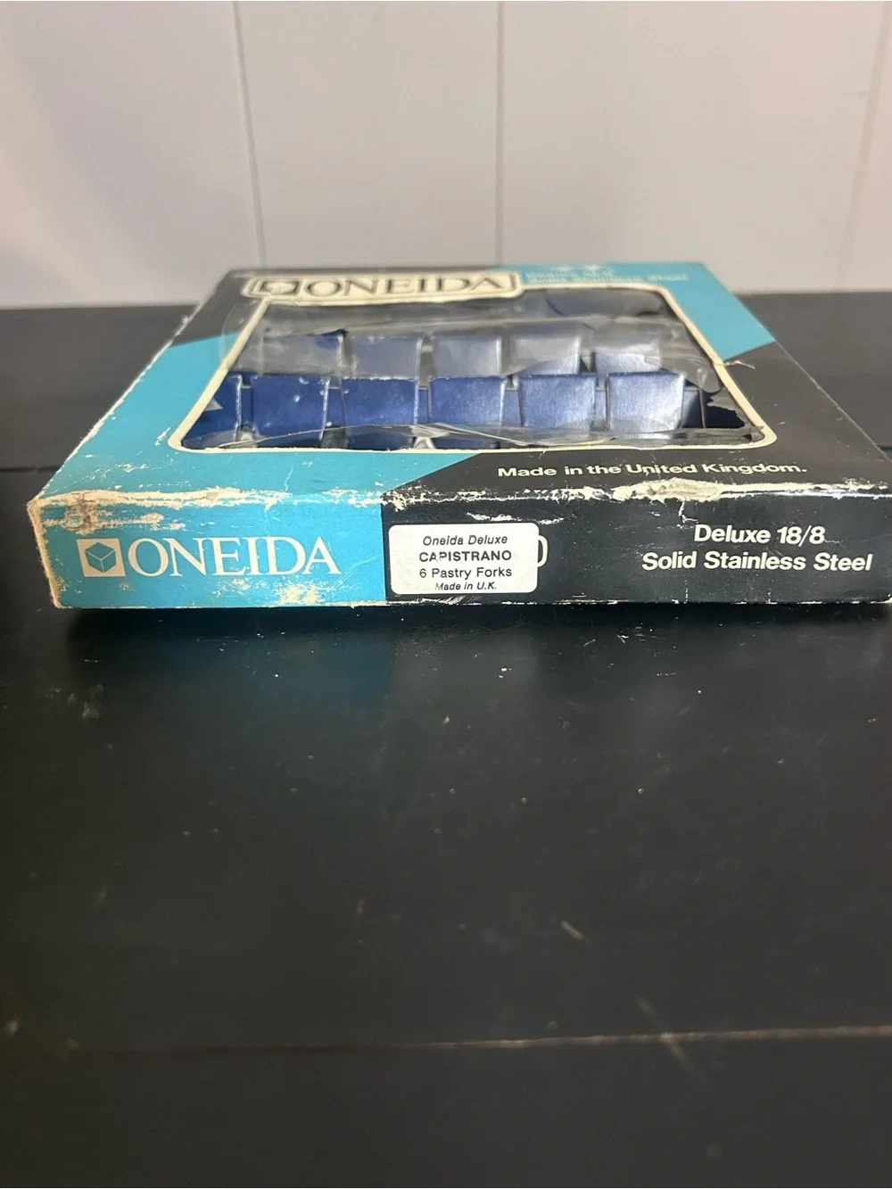 Oneida Deluxe 18/8 Stainless Steel Dessert Cake Fork Set of 6 Rose Pattern Boxed